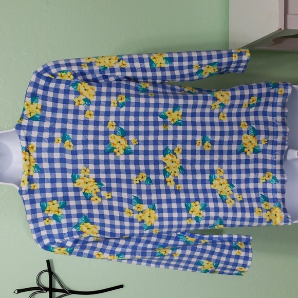 🐞KIM ROGERS button down top - Picture 2 of 10